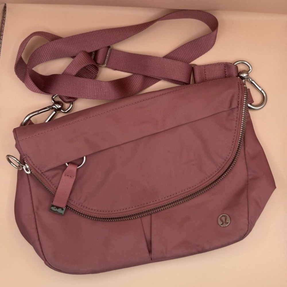 Lululemon All Night Festival Bag Crossbody Mauve Pink Nylon Adjustable Strap - Picture 2 of 15